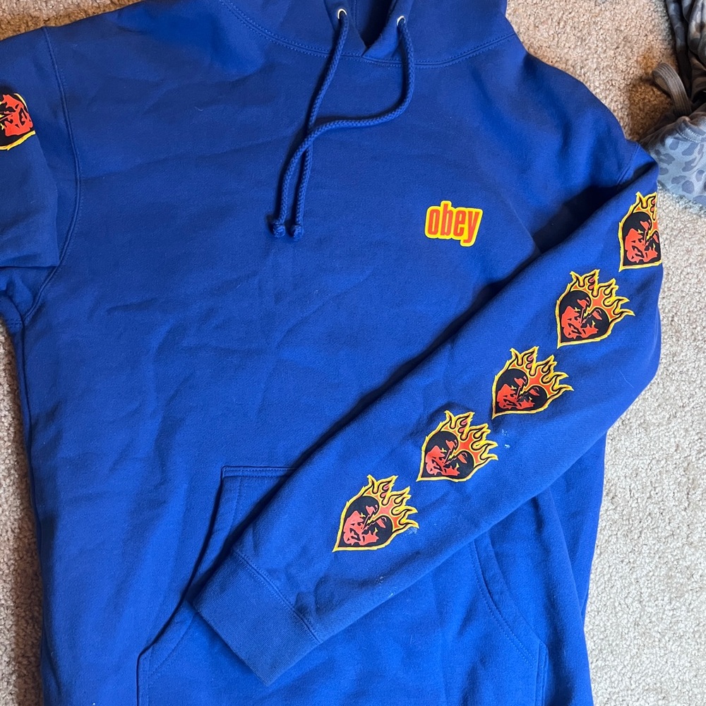 obey hoodie